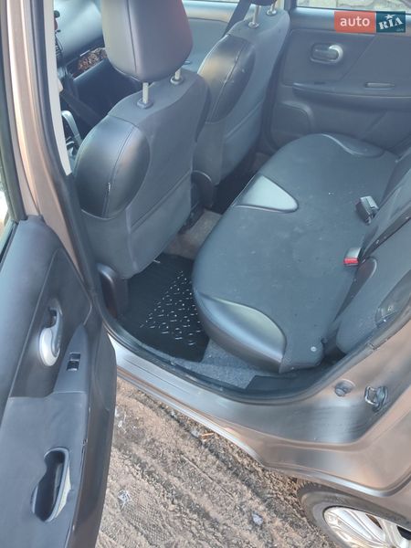 Хэтчбек Nissan Note 2013 в Фастове