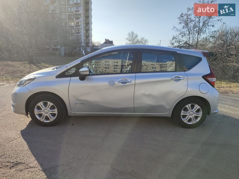 Хэтчбек Nissan Note 2019 в Киеве