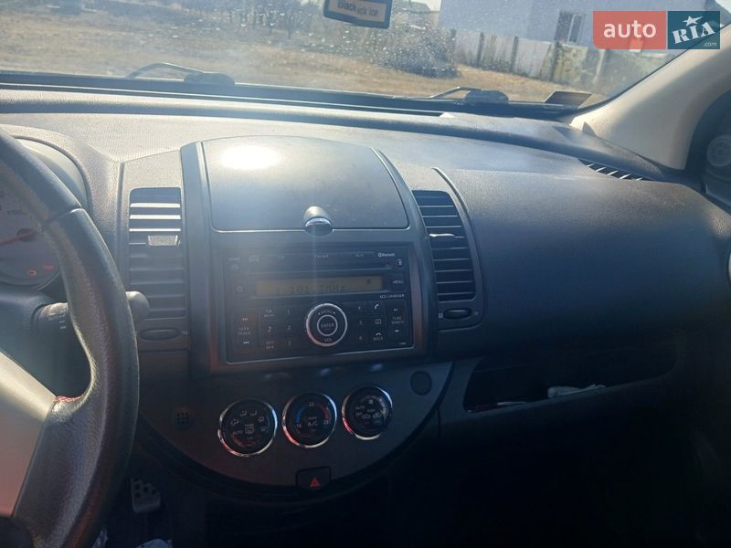 Хетчбек Nissan Note 2008 в Полтаві