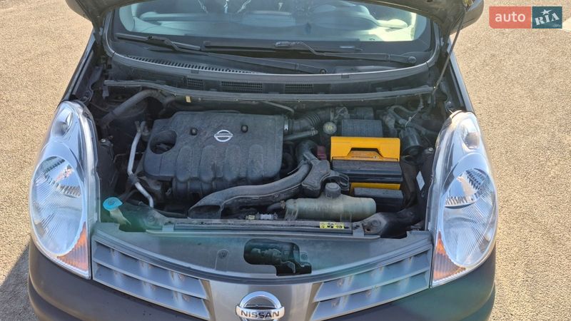 Хэтчбек Nissan Note 2006 в Киеве