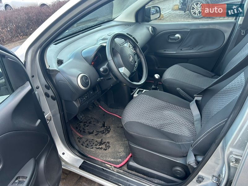 Хетчбек Nissan Note 2009 в Житомирі