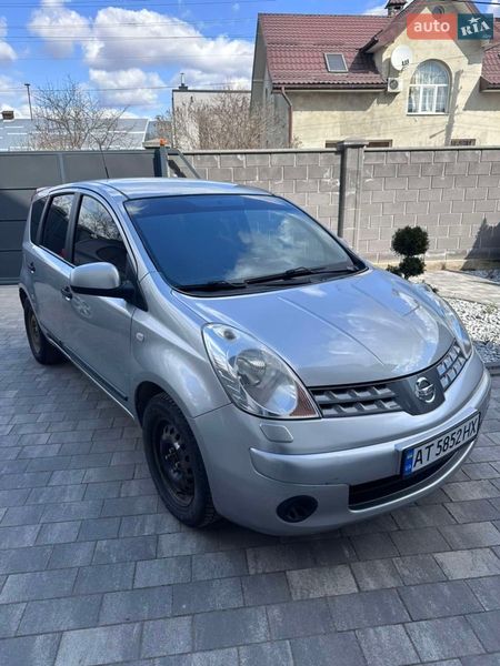 Хэтчбек Nissan Note 2008 в Ивано-Франковске
