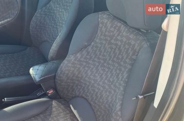 Хэтчбек Nissan Note 2006 в Хмельницком