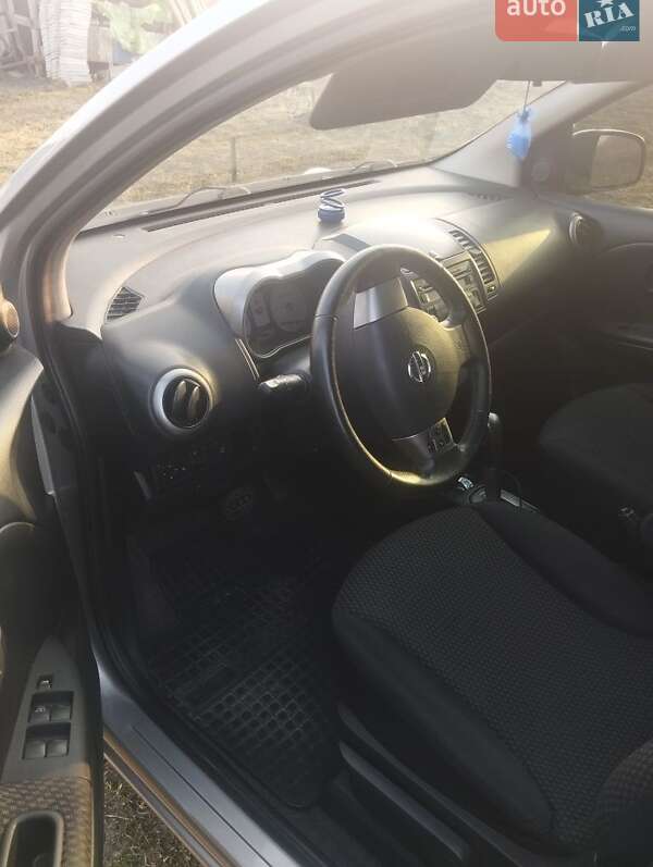 Хэтчбек Nissan Note 2008 в Львове