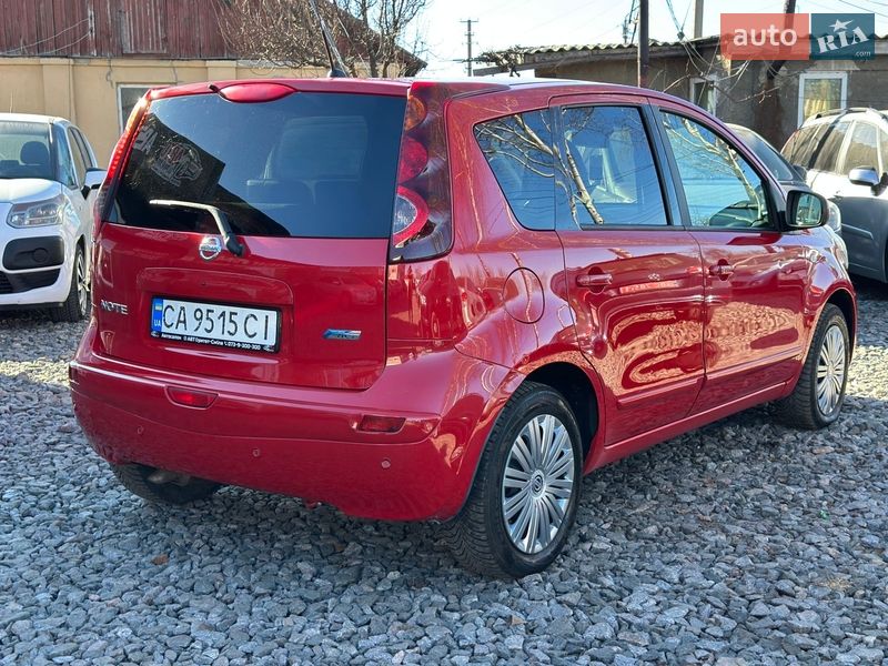 Хэтчбек Nissan Note 2013 в Смеле