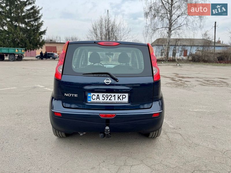 Хэтчбек Nissan Note 2008 в Умани