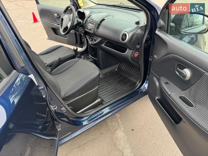 Хэтчбек Nissan Note 2008 в Умани