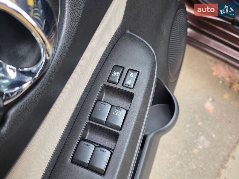 Хетчбек Nissan Note 2016 в Одесі