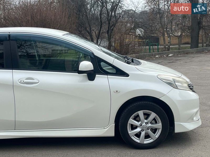 Хэтчбек Nissan Note 2013 в Киеве фото 13 Хэтчбек Nissan Note 2013 в Киеве