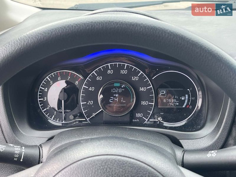 Хэтчбек Nissan Note 2013 в Киеве фото 35 Хэтчбек Nissan Note 2013 в Киеве