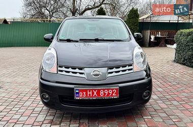 Хэтчбек Nissan Note 2006 в Хороле