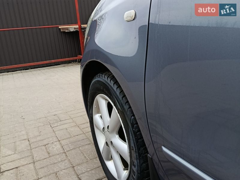 Хетчбек Nissan Note 2009 в Прилуках фото 10 Хетчбек Nissan Note 2009 в Прилуках