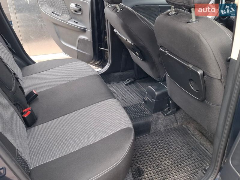Хэтчбек Nissan Note 2007 в Виннице фото 11 Хэтчбек Nissan Note 2007 в Виннице