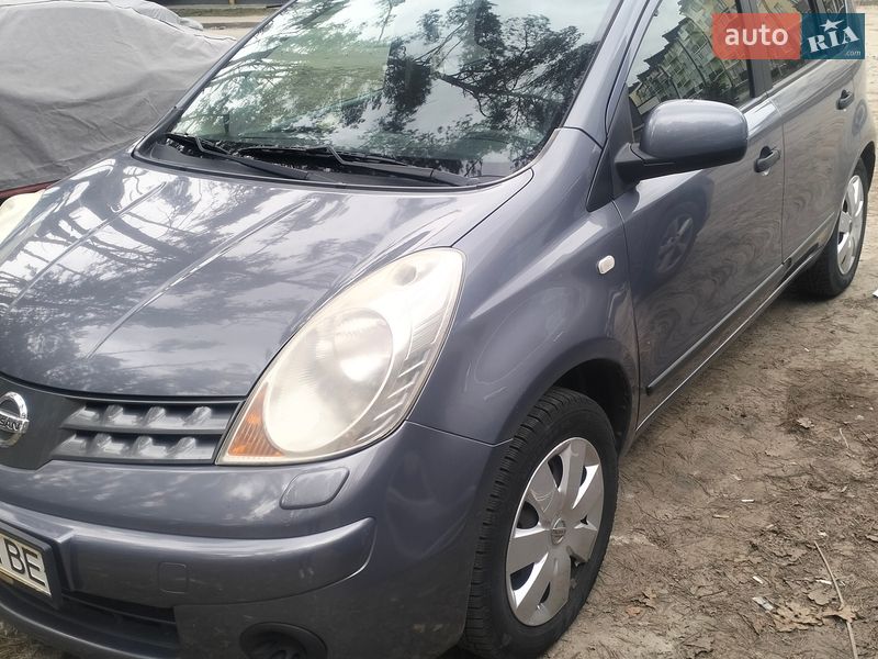 2008 Nissan Note, VIN SJNFAAE11U1259197:plate — фото 1 (autoria)