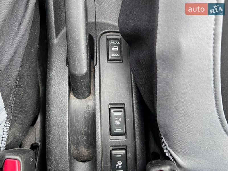 Хетчбек Nissan Note 2012 в Святопетрівське