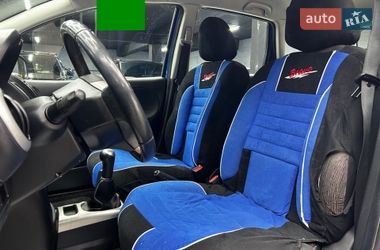 Хэтчбек Nissan Note 2011 в Черновцах