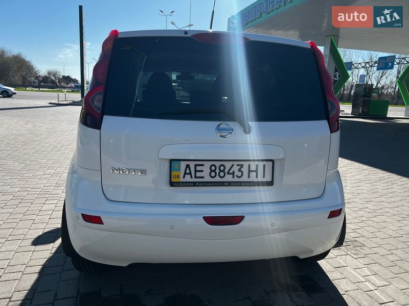 Хэтчбек Nissan Note 2010 в Днепре