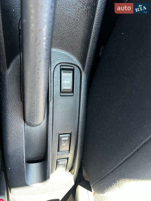 Хэтчбек Nissan Note 2010 в Днепре