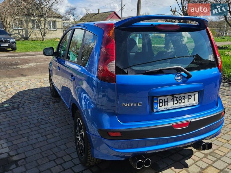 Хэтчбек Nissan Note 2006 в Березовке