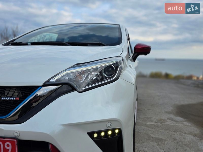 Хэтчбек Nissan Note 2017 в Одессе