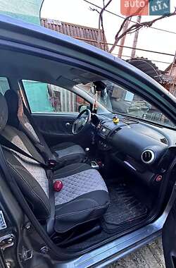 Хетчбек Nissan Note 2011 в Одесі