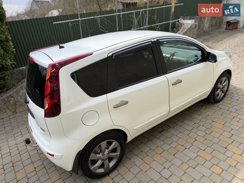Хетчбек Nissan Note 2011 в Хмельницькому