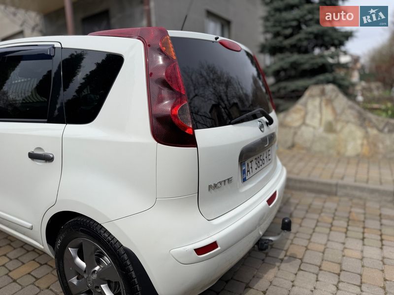 Хетчбек Nissan Note 2011 в Хмельницькому