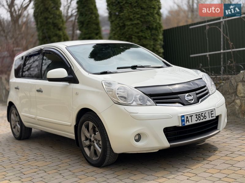 Хетчбек Nissan Note 2011 в Хмельницькому