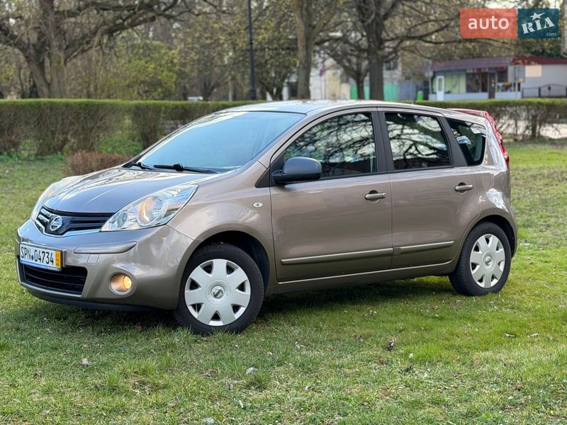Хетчбек Nissan Note 2009 в Старокостянтинові