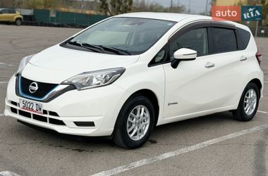 Хетчбек Nissan Note 2017 в Києві