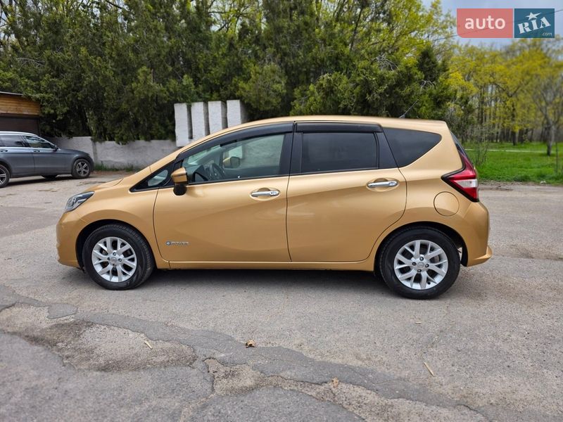 Хэтчбек Nissan Note 2017 в Одессе