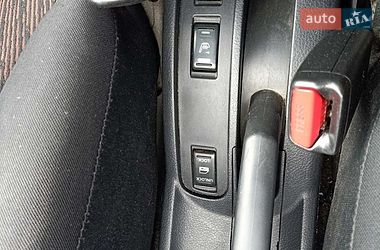 Хетчбек Nissan Note 2010 в Шептицькому