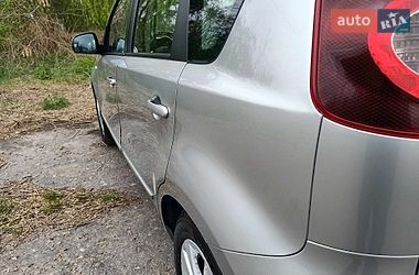 Хетчбек Nissan Note 2010 в Шептицькому