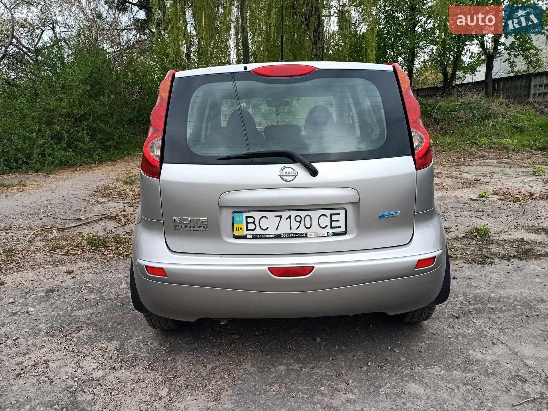 2010 Nissan Note - мініатюра 14