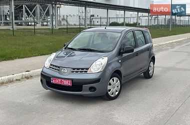 Хэтчбек Nissan Note 2007 в Коростене