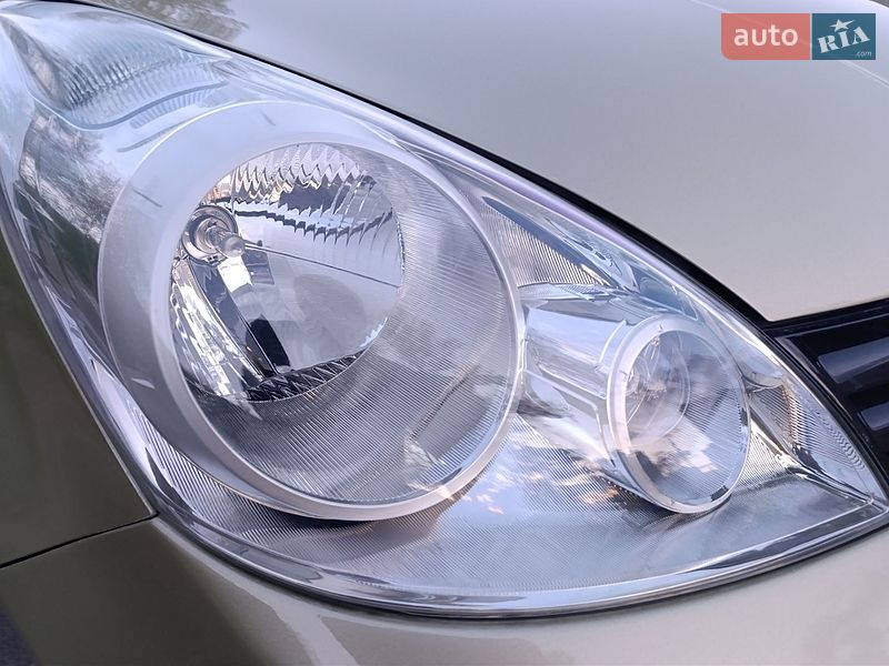 Хетчбек Nissan Note 2010 в Києві