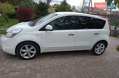 Хэтчбек Nissan Note 2011 в Ровно