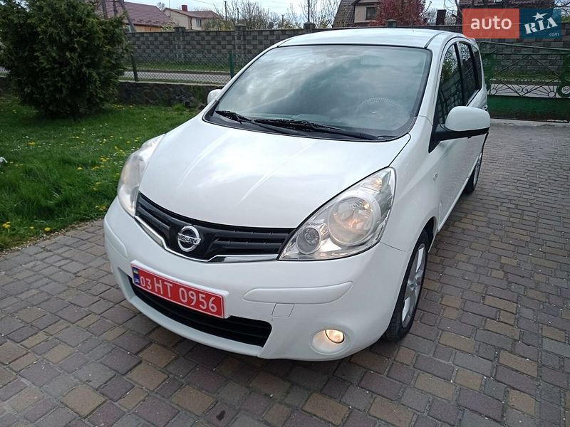 Хэтчбек Nissan Note 2011 в Ровно