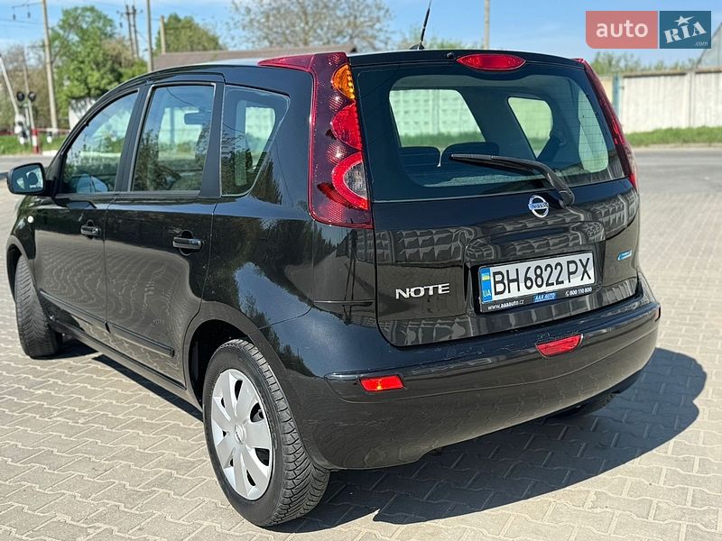 Хэтчбек Nissan Note 2009 в Хмельницком