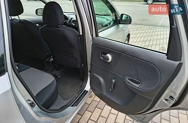 Хетчбек Nissan Note 2011 в Києві фото 15 Хетчбек Nissan Note 2011 в Києві