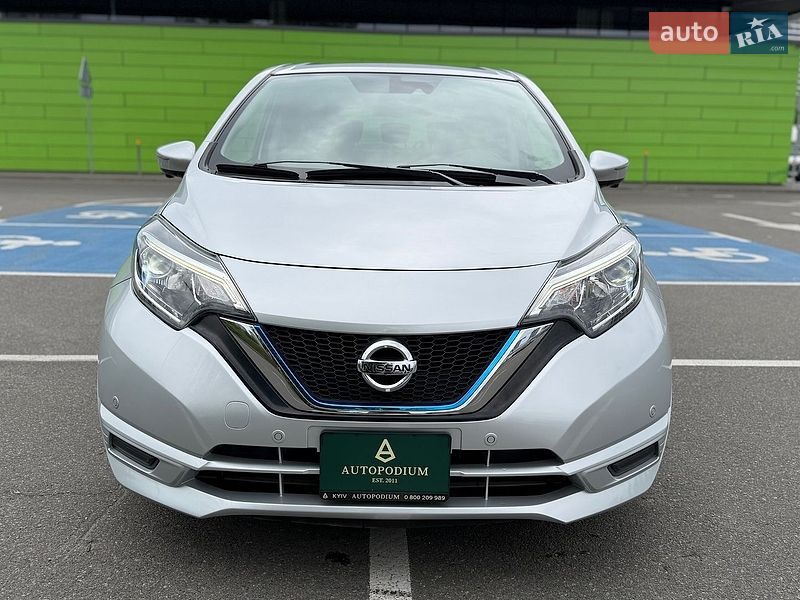 Хэтчбек Nissan Note 2016 в Киеве