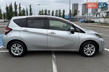 Хэтчбек Nissan Note 2016 в Киеве