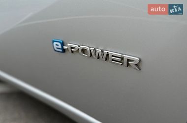 Хэтчбек Nissan Note 2016 в Киеве