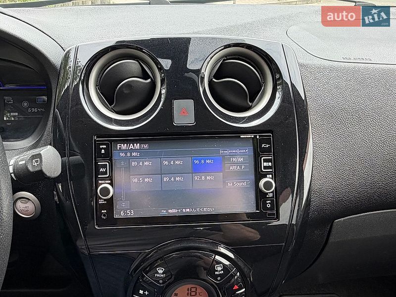 Хэтчбек Nissan Note 2016 в Киеве