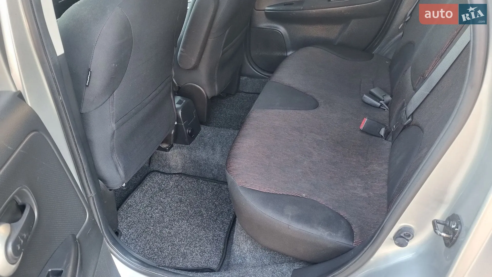 2010 Nissan Note - мініатюра 43