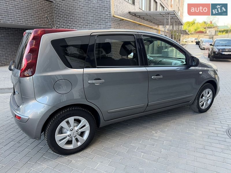 Хэтчбек Nissan Note 2011 в Виннице
