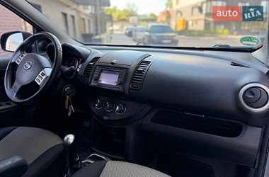 Хэтчбек Nissan Note 2011 в Виннице