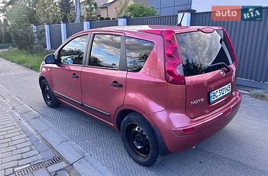 Хэтчбек Nissan Note 2008 в Львове