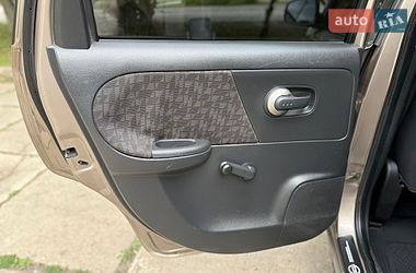 Хетчбек Nissan Note 2006 в Харкові