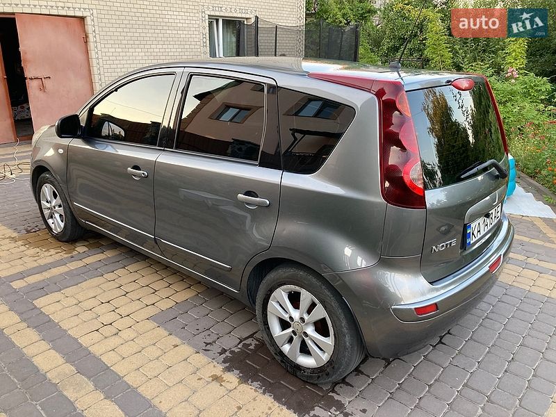 Хетчбек Nissan Note 2011 в Києві